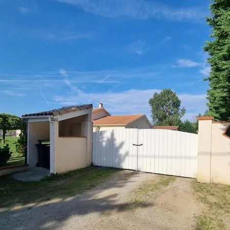 T3 De 60 M2 Avec Parking A 3 Min De L Autoroute *